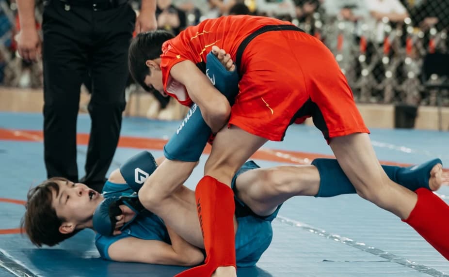 Стартовал Чемпионат Казахстана по ММА