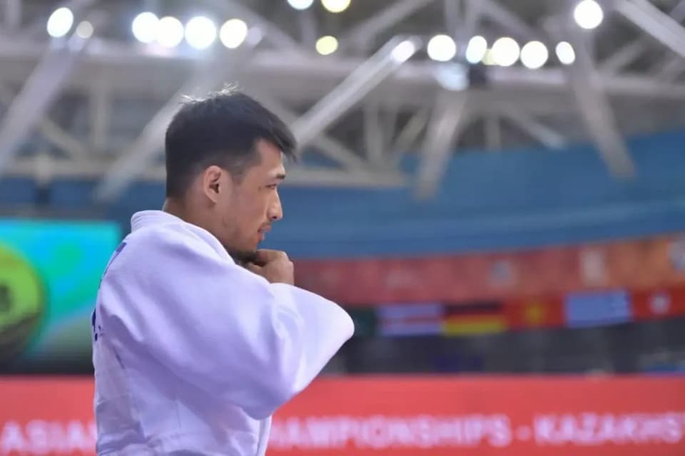 Париж-2024: Ғұсман Қырғызбаев алғашқы белдесуінде жеңіске жетті