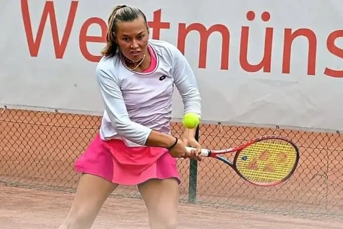Соня Жиенбаева вышла в третий круг юношеского US Open