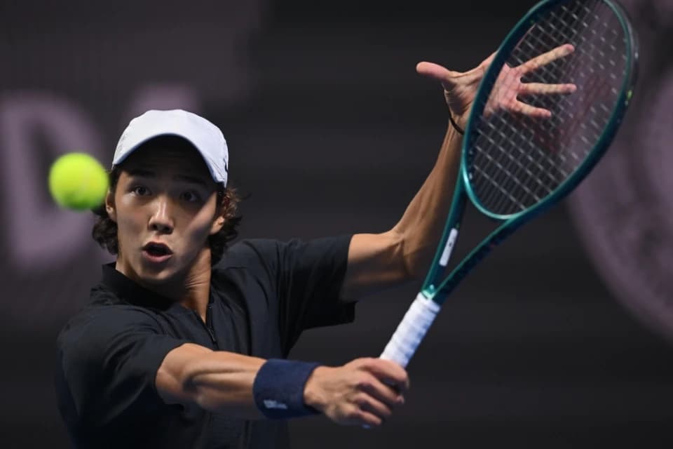 Амир Омарханов выиграл свой первый одиночный титул в профессиональном туре