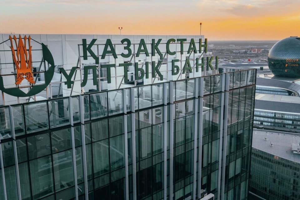 Национальный банк РК выпустит коллекционные монеты с логотипами клубов КПЛ