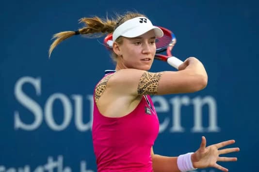 Елена Рыбакина вышла в четвертьфинал турнира в Майами