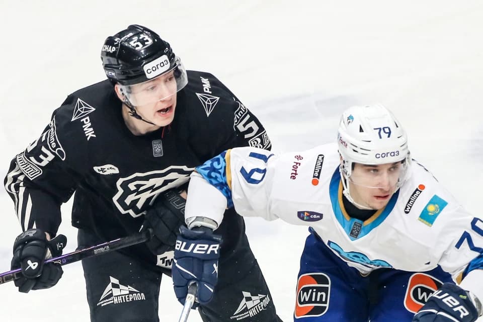 «Барыс» уступил «Трактору»