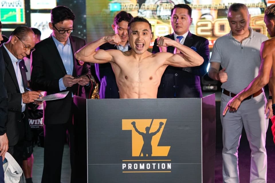 Ныгметолла нокаутом выиграл пояс WBA Asia (видео)