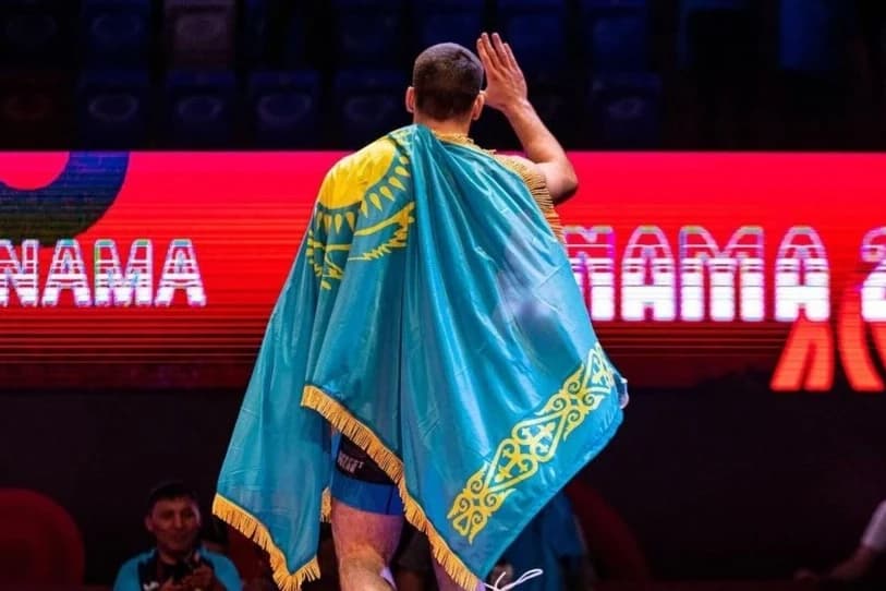 Омар Сатаев Азия чемпионатының жартылай финалына шықты (видео)