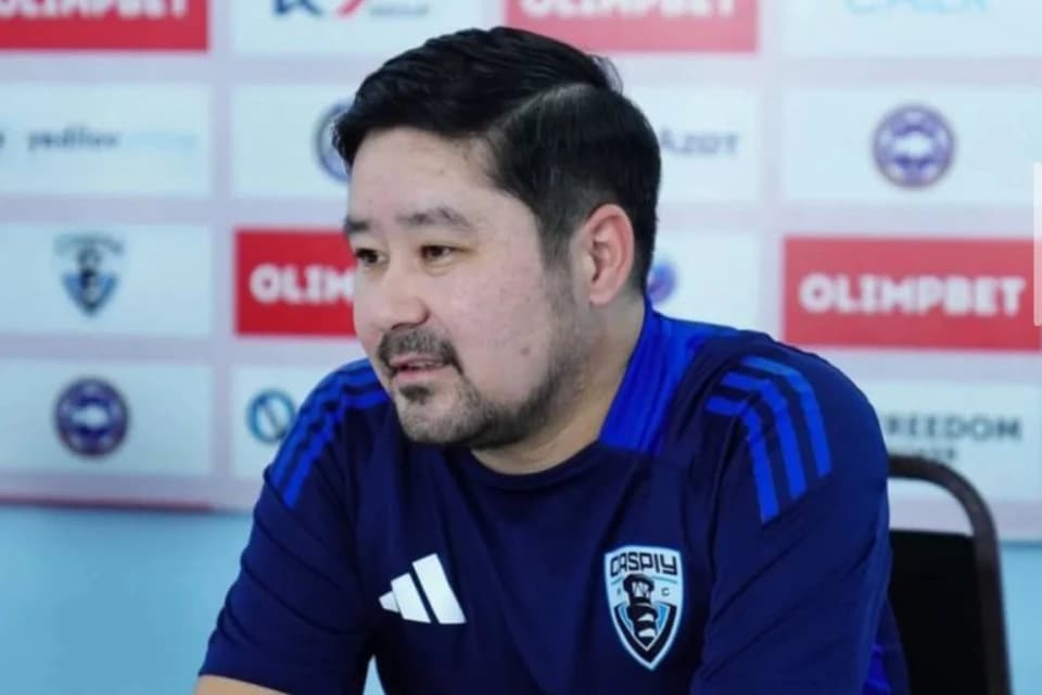 «Каспий» остался без главного тренера