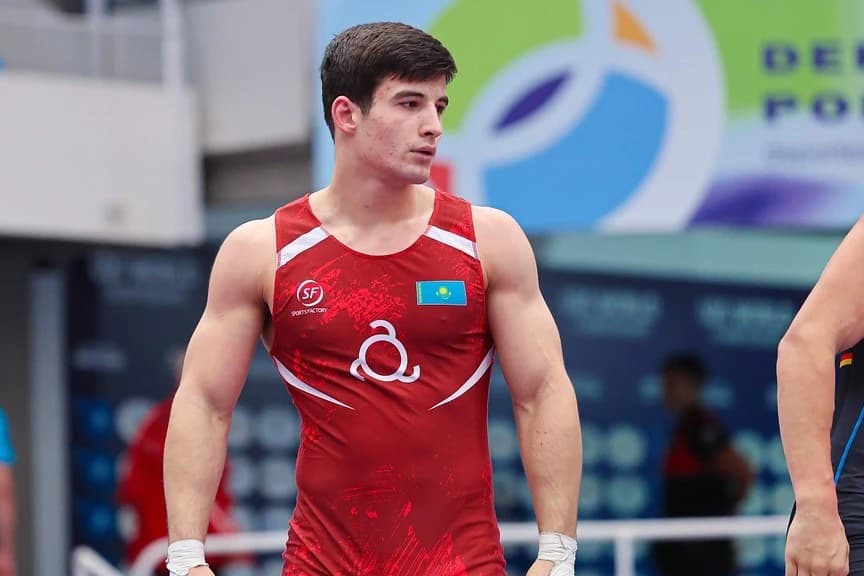 Чемпион мира U20 вступает в борьбу за медали ЧРК. Где и во сколько смотреть второй день Чемпионата Казахстана по греко-римской борьбе U23
