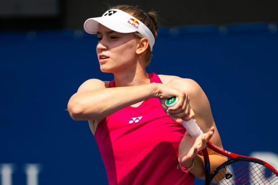 Елена Рыбакина «упала» в рейтинге WTA