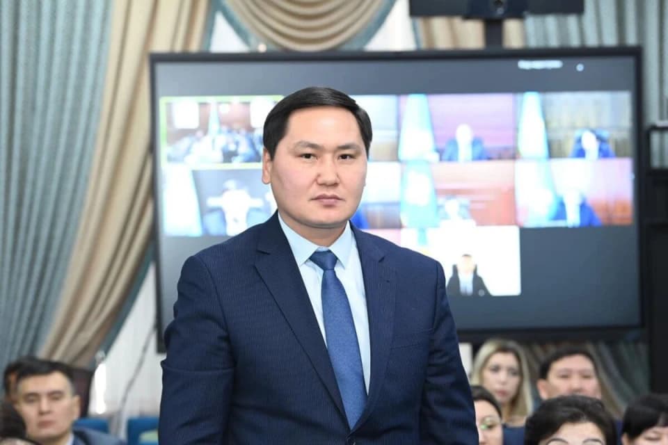 Бахтияр Артаев: За 2-3 года планируем повысить уровень мастерства наших футболистов