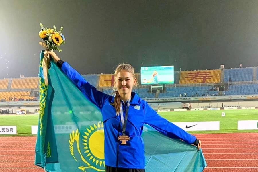Елизавета Матвеева выиграла «бронзу» чемпионата Азии по прыжкам
