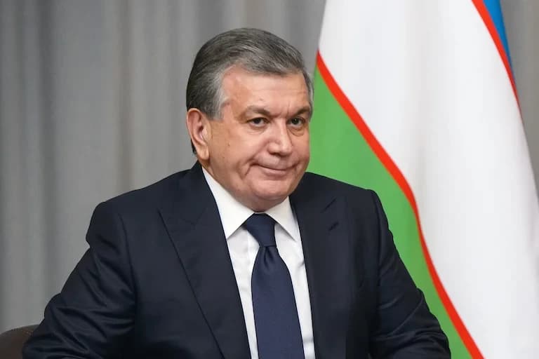 Үш күн ұйықтамадым: Өзбекстан президенті футболшылардың жеңілісін ауыр қабылдаған
