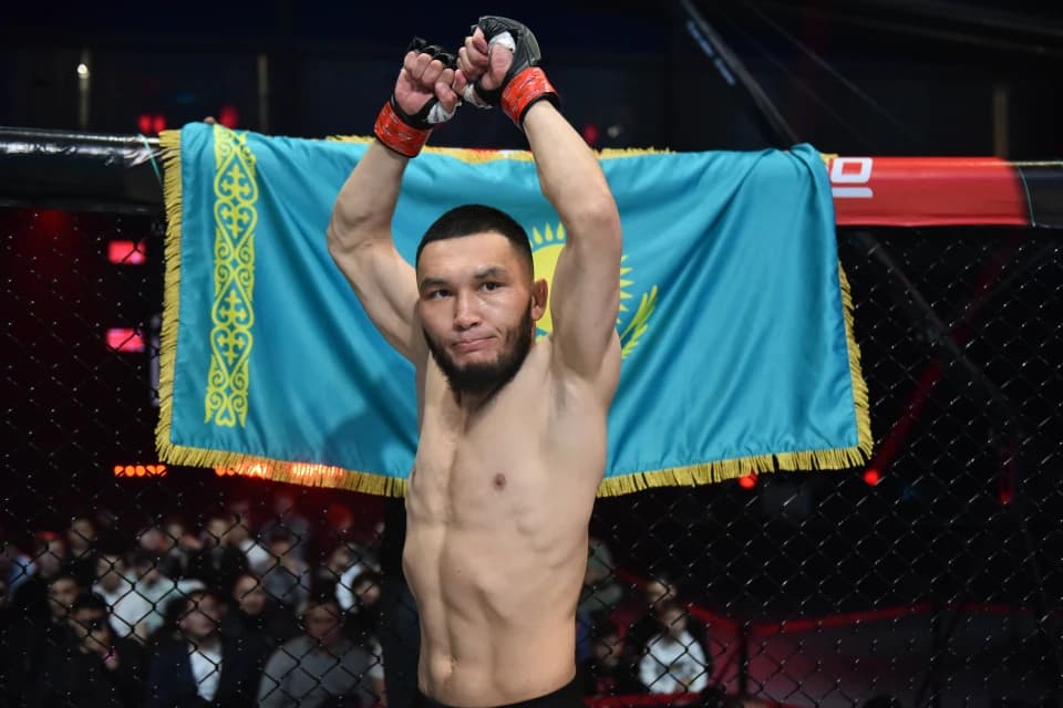 Жуман Жумабеков выиграл на турнире All Stars Boxing