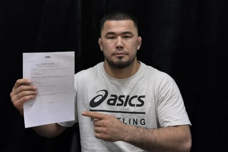 Казахстанец из Alash Pride подписал контракт с ONE Championship