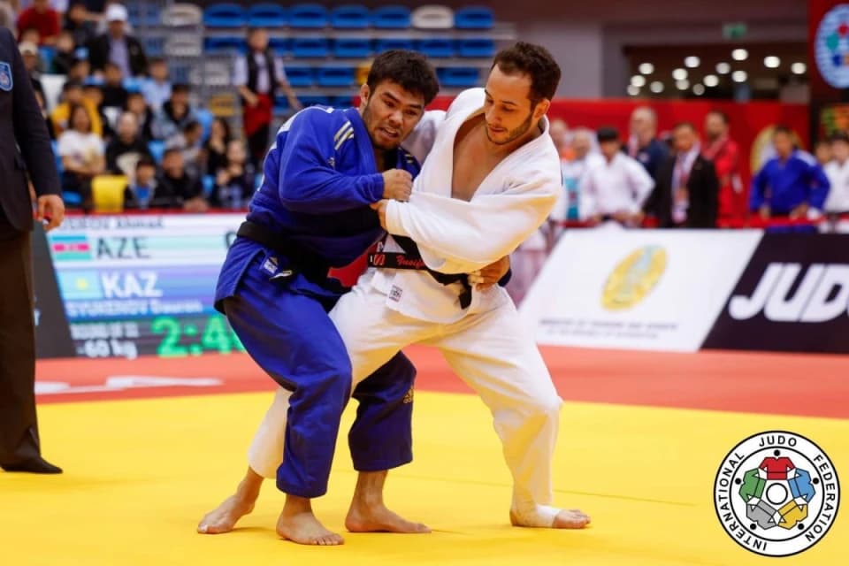 Grand Slam турнирі: Дәурен Сүйеукенов қолаға қол жеткізді