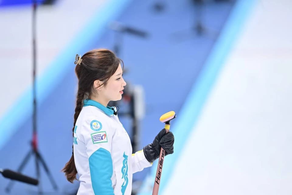 Женская сборная по керлингу вышла в полуфинал Азиады