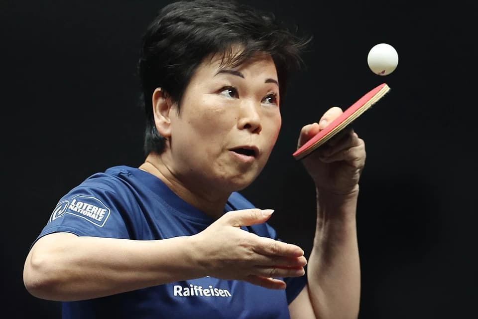 61-летняя спортсменка из Люксембурга стала старейшим игроком в настольный теннис, выигравшим матч на Олимпиаде