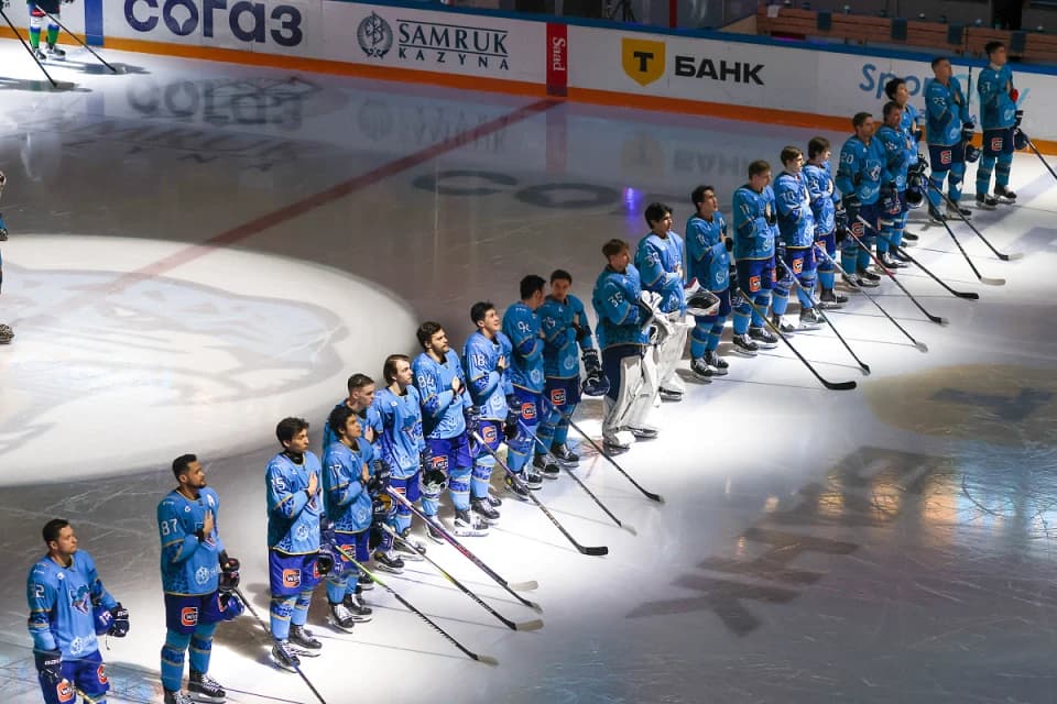 «Барыс» завершил сезон дебютной шайбой молодого защитника