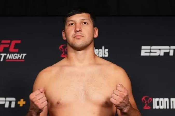 Дияр Нургожай проиграл второй бой в UFC