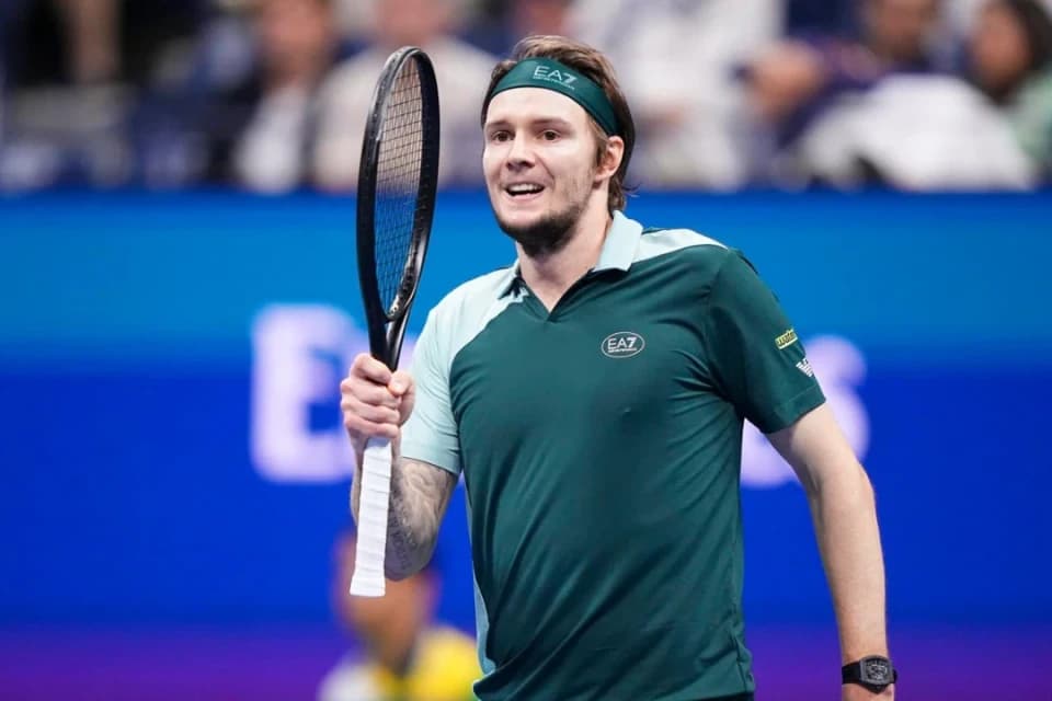 Бублик вышел во второй круг US OPEN
