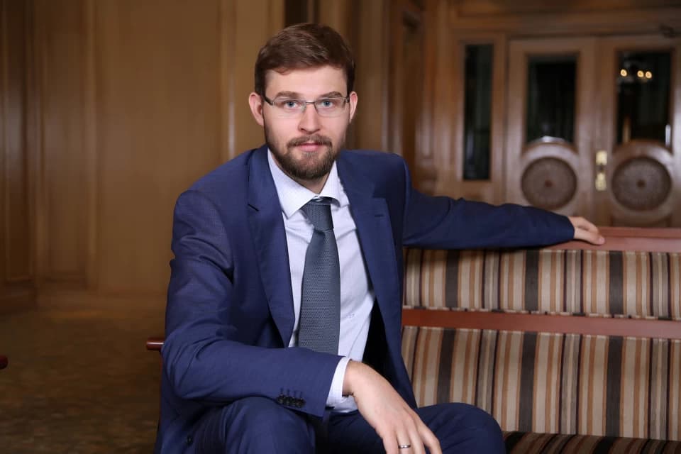 Тимур Турлов Семейде бір миллиард теңгеге манеж салып жатыр