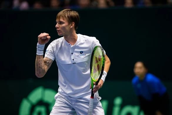 Бублик снялся с Almaty Open