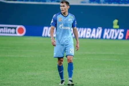 Нуралы Алип провел полный матч за «Зенит»