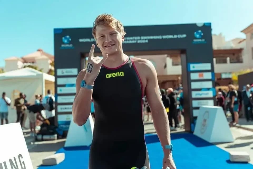 Лев Черепанов ашық суда жүзуден Азия чемпионатында қола жүлдеге қол жеткізді