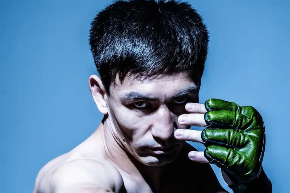 Қаршыға Дәуітбек RIZIN FF турнирінде қарсыласын нокаутқа түсірді
