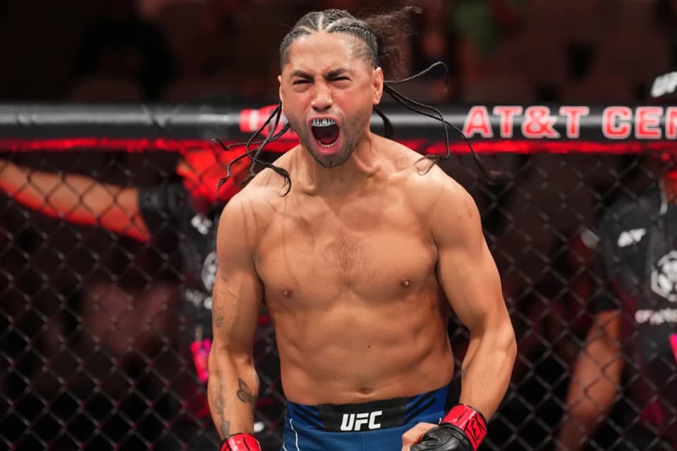 Соперник Алмабаева в UFC не сделал вес