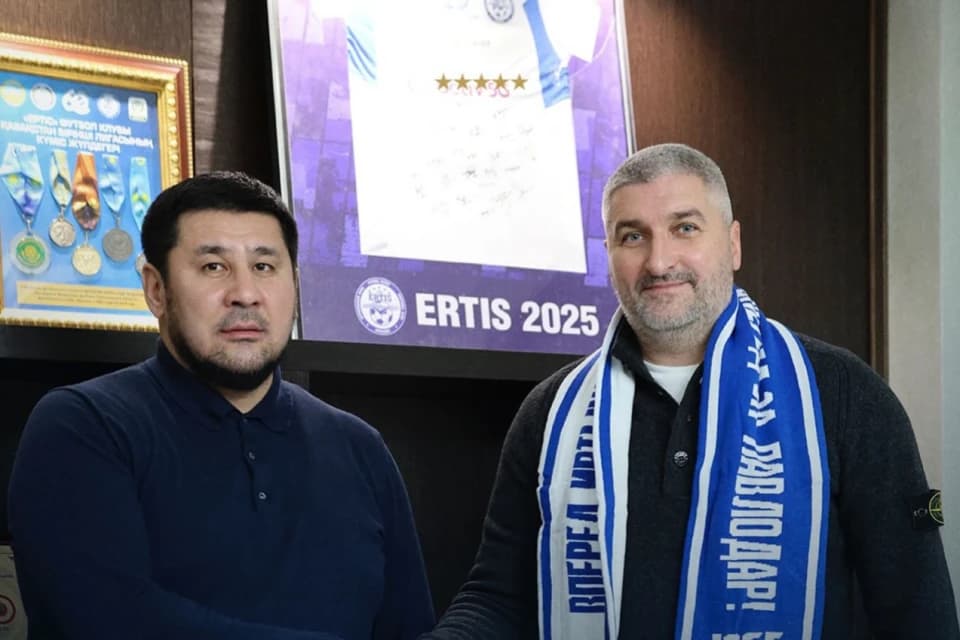 «Ертіс» футбол клубы БАТЭ командасының бұрынғы бапкерімен келісімшартқа отырды