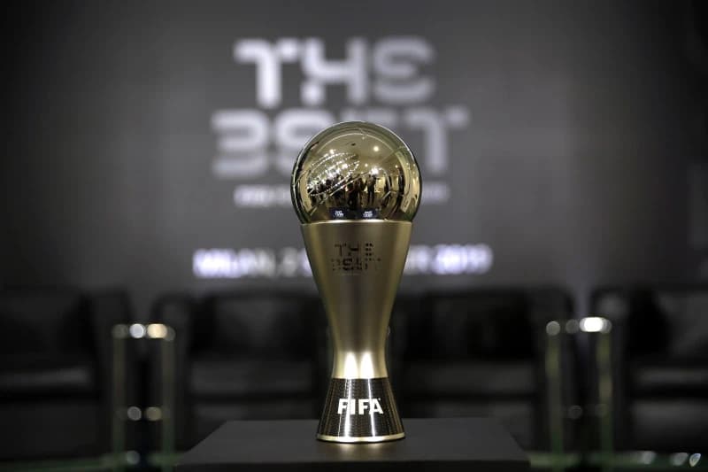 ФИФА назвала номинантов на приз лучшему игроку года