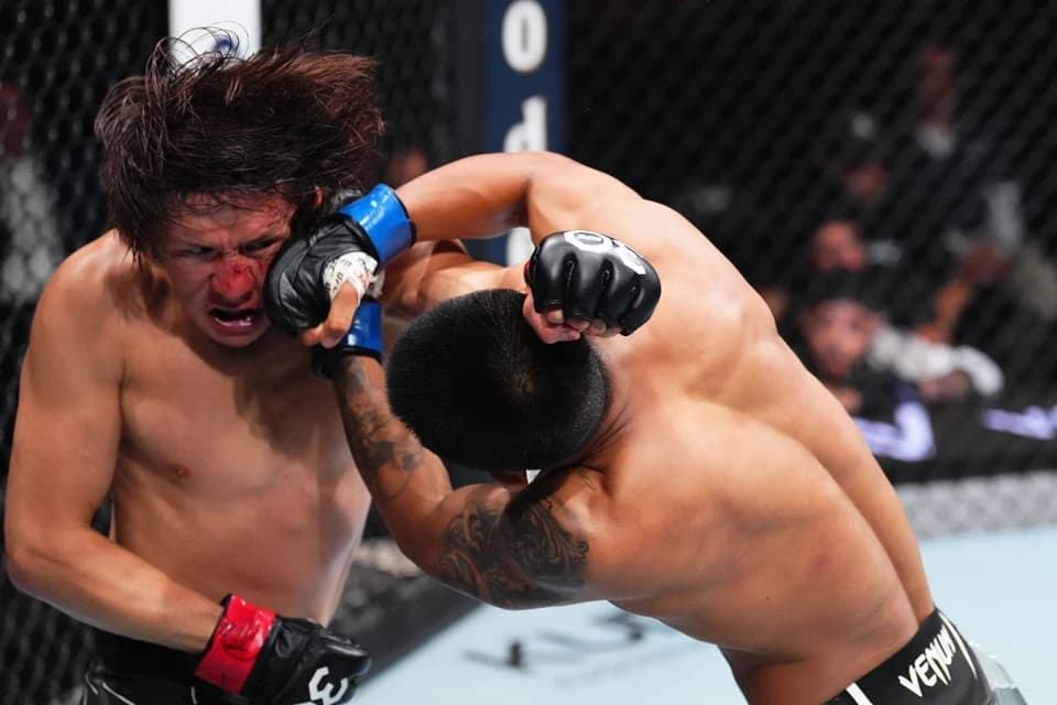 Жалғас Жұмағұловтың бұрынғы қарсыласы UFC чемпионы атанды