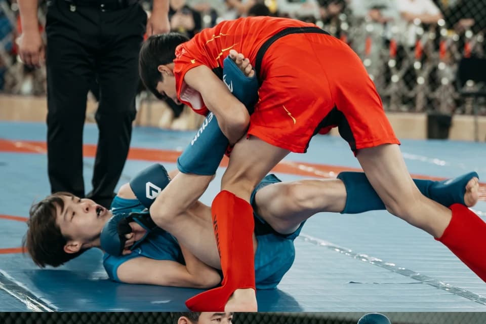 Стартовал Чемпионат Казахстана по ММА