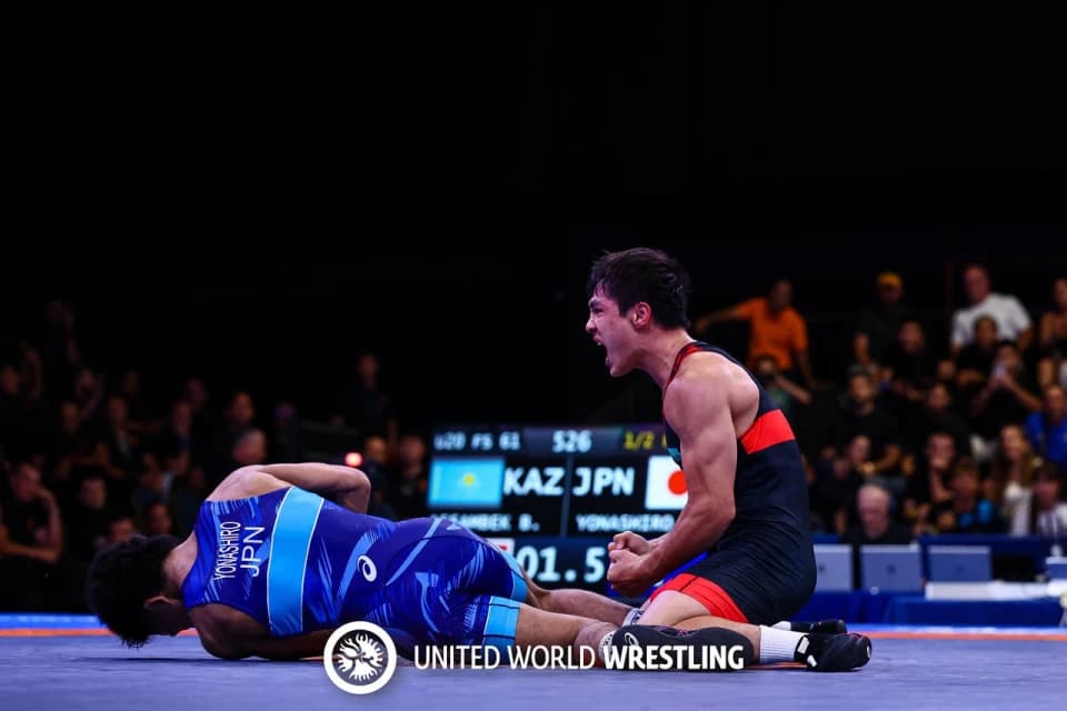 Казахстанский вольник вышел в финал Чемпионата мира
