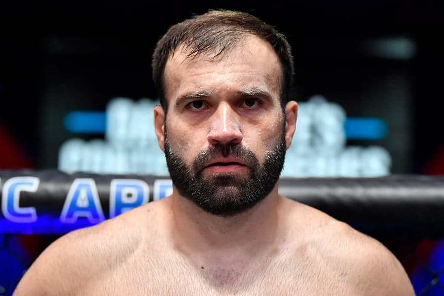 Боец UFC провалил тест на допинг