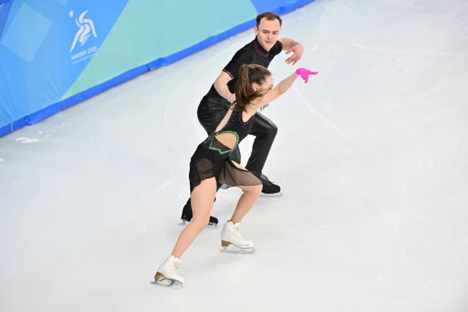 Казахстанские фигуристы заняли 12-е место на чемпионате четырех континентов