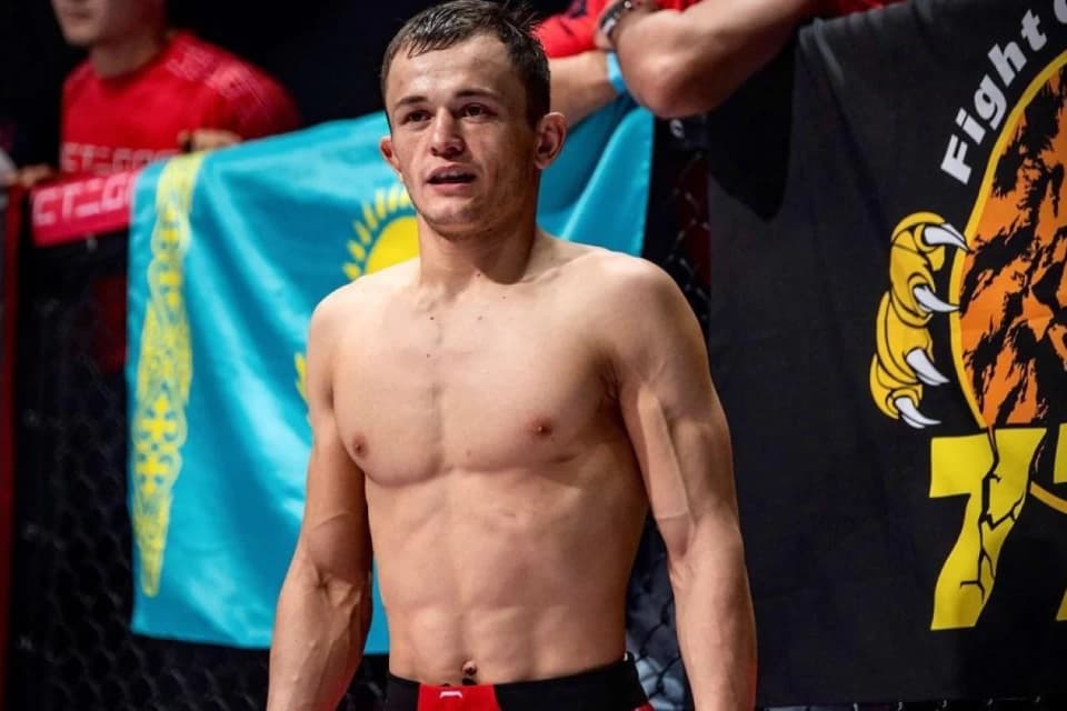 Бекзат Алмахан Нұрмағомедовпен жекпе-жек туралы: Егер жеңіске жетсем, ең жеңіл салмақтағы ТОП-10 жұдырықтасуға дайын боламын
