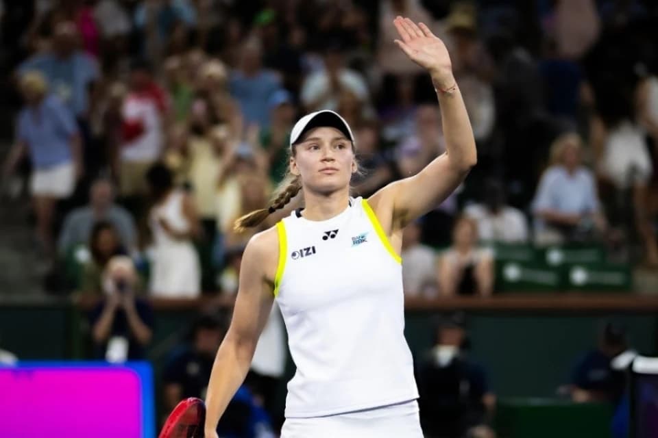 Елена Рыбакина вышла в четвертый круг турнира WTA 1000 в Майами