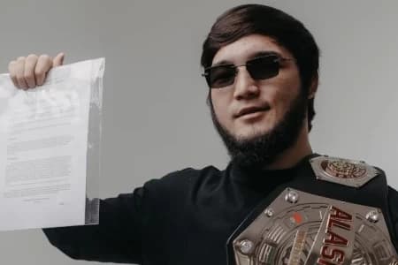 Alash Pride чемпионы Топурияның менеджерімен келісім шарт  жасасты
