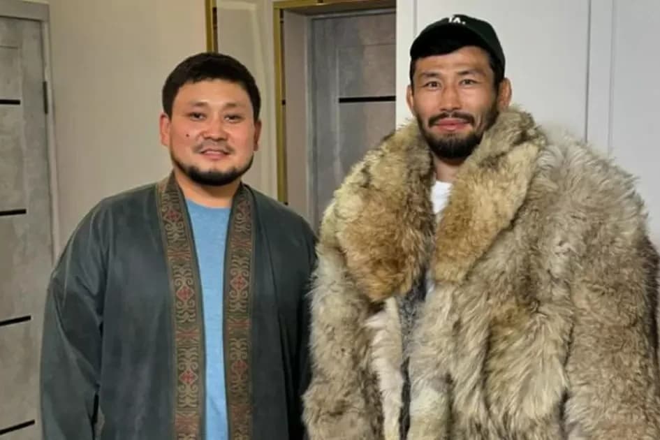 Олимпиада жүлдегері Демеу Жадыраевқа ерекше сыйлық тарту етілді