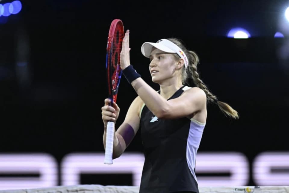 Елена Рыбакина вышла в 1/8 финала турнира в Мадриде