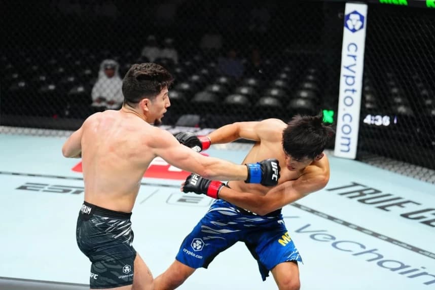 Азат Мақсұм UFC-дегі үшінші жекпе-жегін өткізді