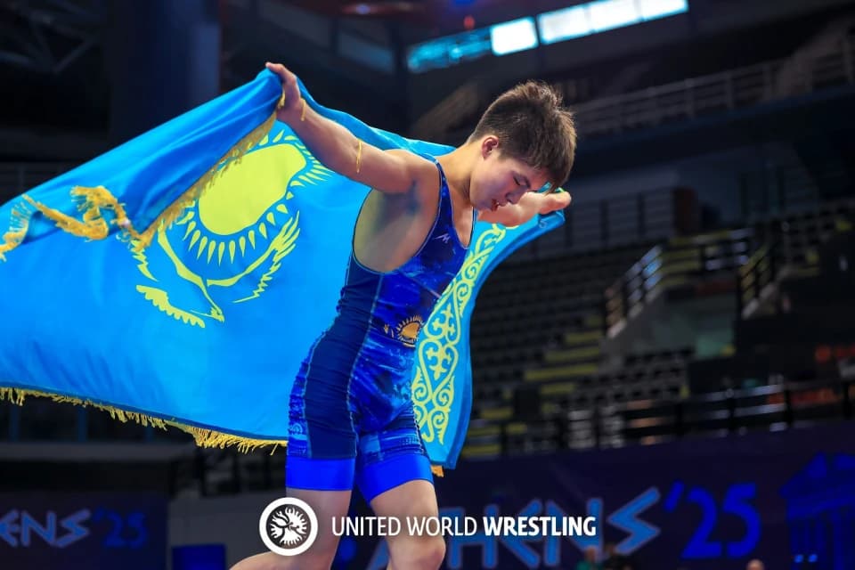 Казахстан завоевал первое "золото" на юношеском чемпионате Азии по борьбе