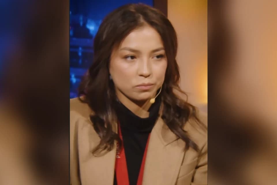 Динара Сәтжан Ақмарал Науатбектің көңіліне келетін сұрақ қойып, сынға қалды