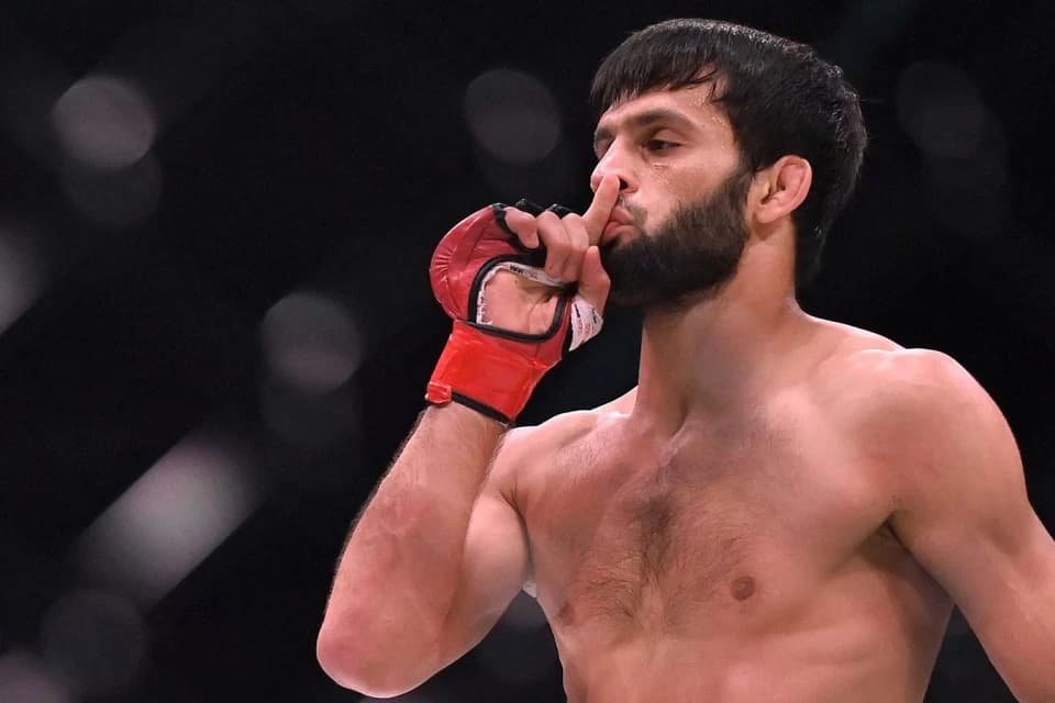 Бывший соперник Хамитова выиграл гран-при PFL (видео)