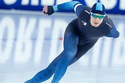 Казахстанец Щиголев выиграл чемпионат четырех континентов