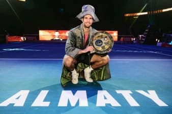 Теннис: Карен Хачанов Almaty Open чемпионы атанды