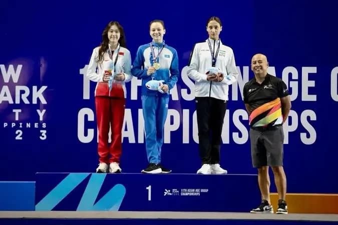 Казахстанки завоевали две золотые медали на чемпионате Азии по водным видам спорта