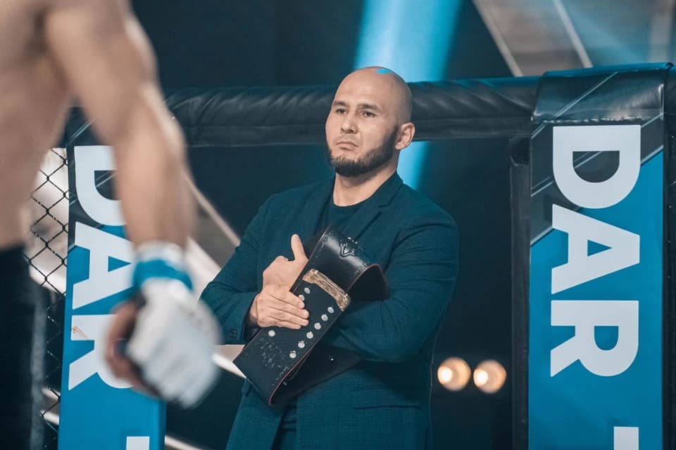 Нұрбек Қарабала: Рафиков-Аббасов жекпе-жегін ұзақ күттік
