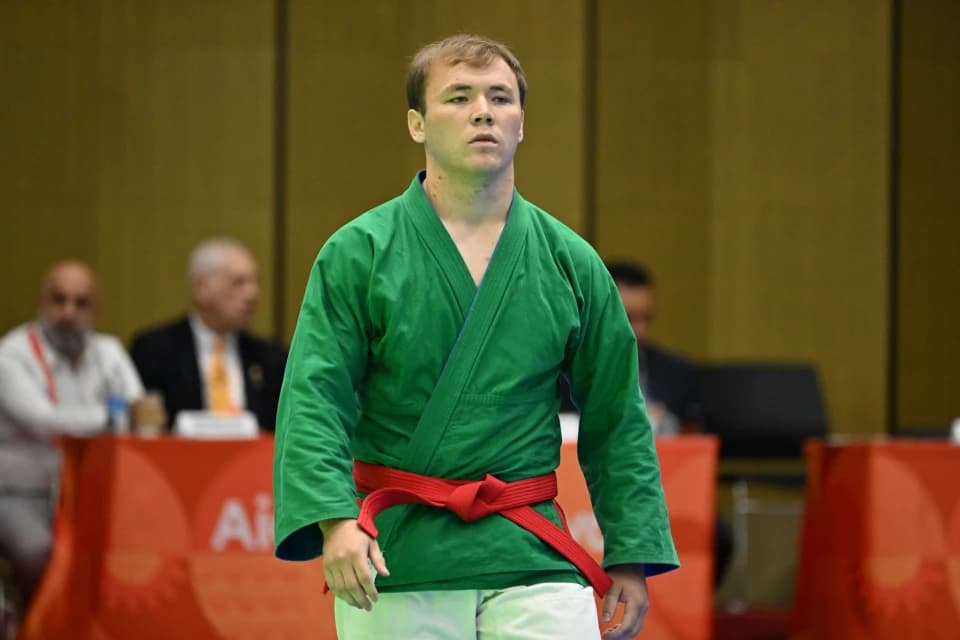 Адилет Ахметгали завоевал бронзовую медаль в кураше на Азиаде